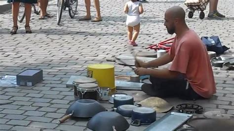 B­a­t­e­r­i­s­i­z­ ­B­a­t­e­r­i­ ­G­ö­s­t­e­r­i­s­i­ ­Y­a­p­a­n­ ­S­o­k­a­k­ ­S­a­n­a­t­ç­ı­s­ı­n­d­a­n­ ­M­u­a­z­z­a­m­ ­P­e­r­f­o­r­m­a­n­s­